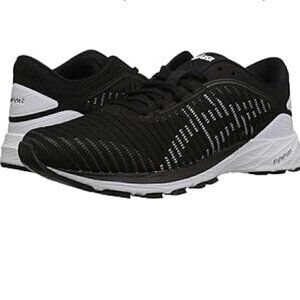 Asics Dynaflyte 2 FlyteFoam Road-Running Shoes Size 8, Black and White